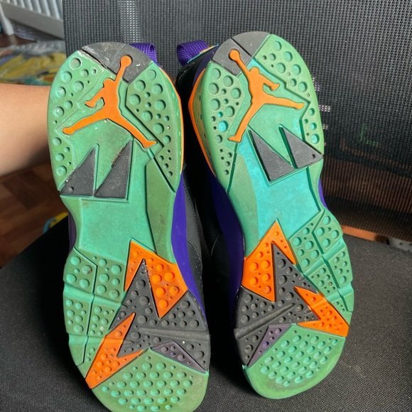 AIR JORDAN 7 RETRO GG LOLA BUNNY 2015 PURPLE AUTHENTIC STREETWEAR SNEAKER 6.5Y - Picture 10 of 13